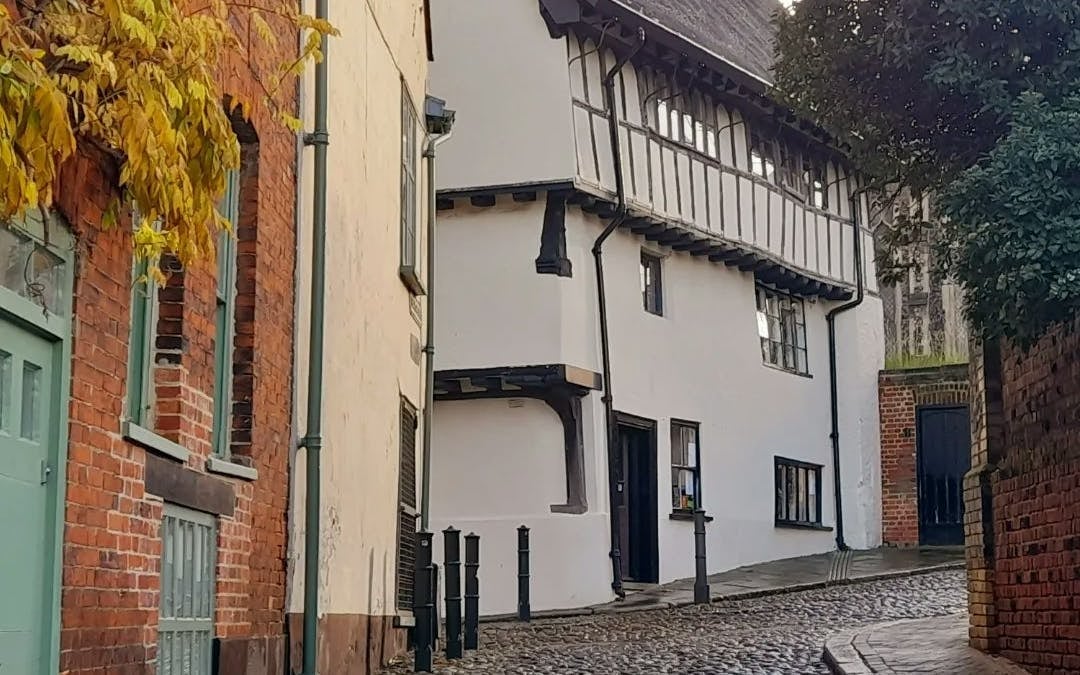 Timeline Tour of Norwich: Self-Guided City Exploration Game Image 3