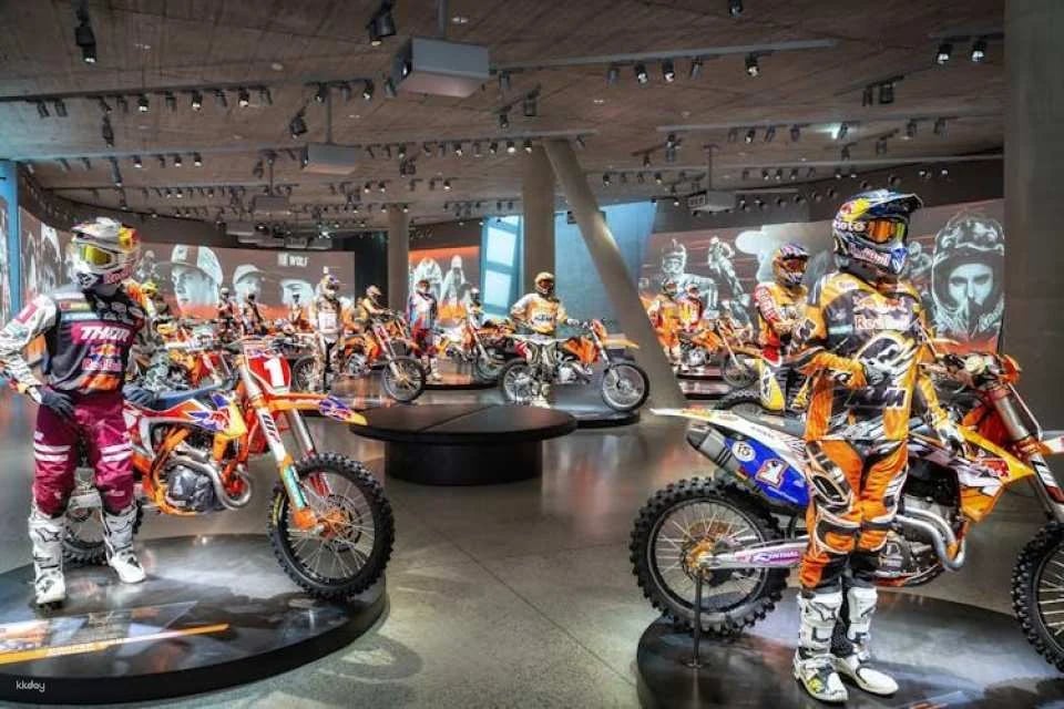 Entrance ticket to KTM Motohall