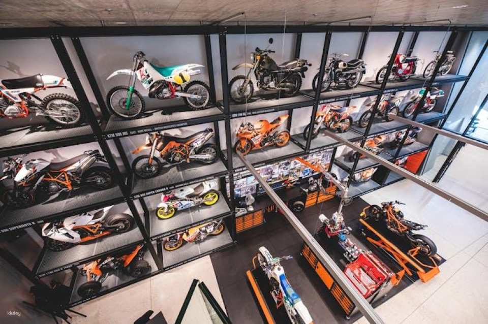 Entrance ticket to KTM Motohall