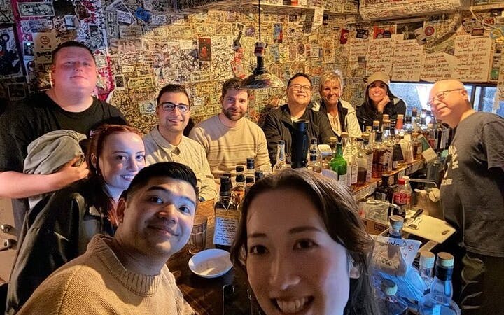 Tokyo Bar Hopping Tour in Shinjuku (All-You-Can-Drink + Dinn Image 10