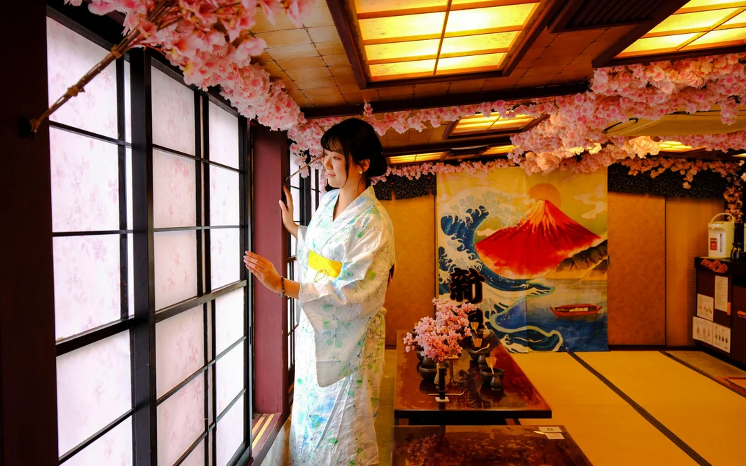 Tokyo Day Tour & Cruise: Tokyo Tower,Senso-ji & Tea Ceremony Image 4