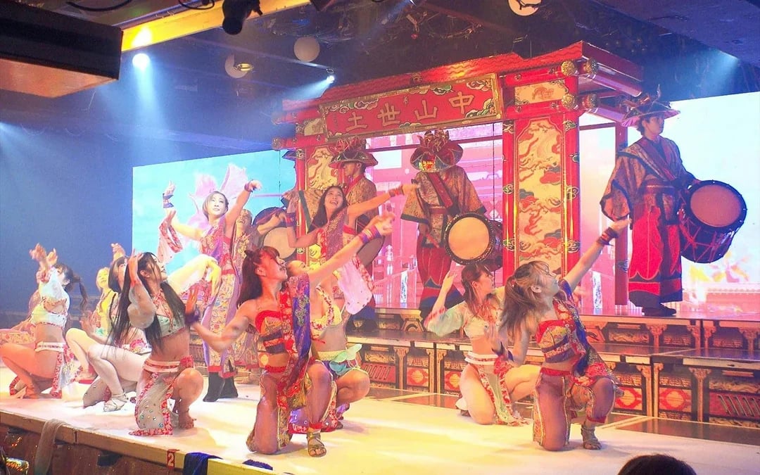 Tokyo: Girls Night Meet & Greet Live Show with Unlimited Drink Image 10