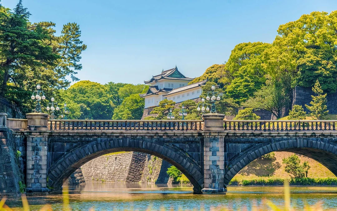 Tokyo Half-Day Tour with Tokyo Tower, Imperial Palace & Asakusa Image 2