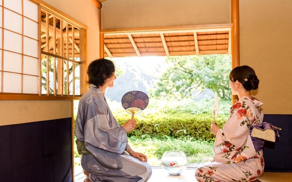 Tokyo: Kimono Rental at Rakuu-tei inside Shinjuku Gyoen National Garden Image 7