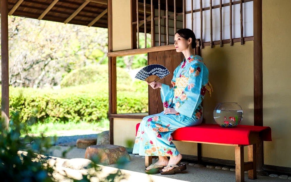 Tokyo: Kimono Rental at Rakuu-tei inside Shinjuku Gyoen National Garden Image 8