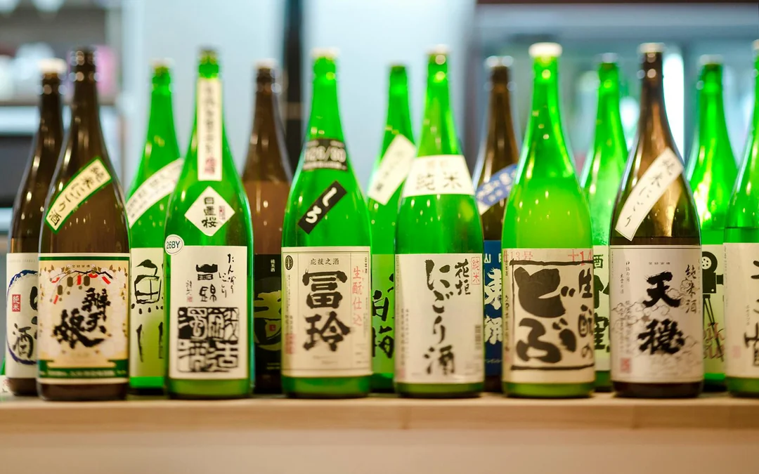 Tokyo Nightlife Tour with Bar Hopping, Golden Gai, and Izakaya Visit  Image 3
