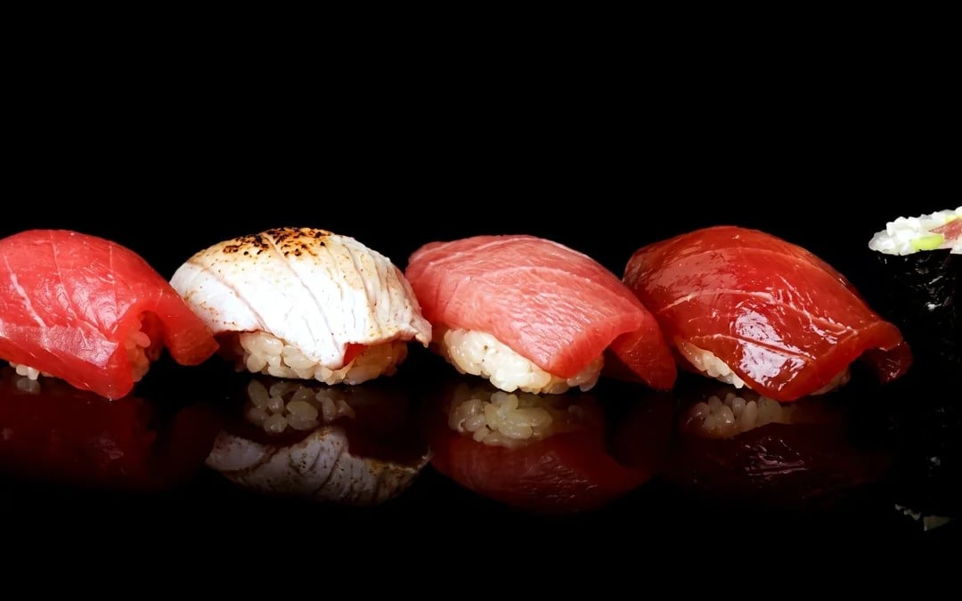 Tokyo Omakase Sushi and A5 Wagyu Food Tour in Shinjuku Image 5