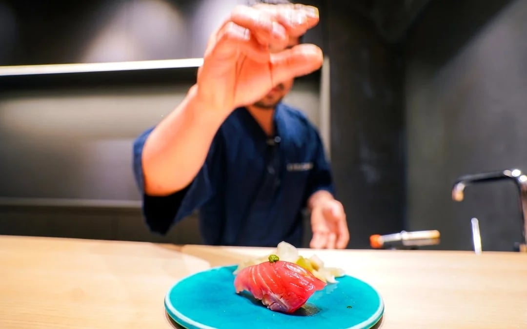 Tokyo Omakase Sushi and A5 Wagyu Food Tour in Shinjuku Image 6
