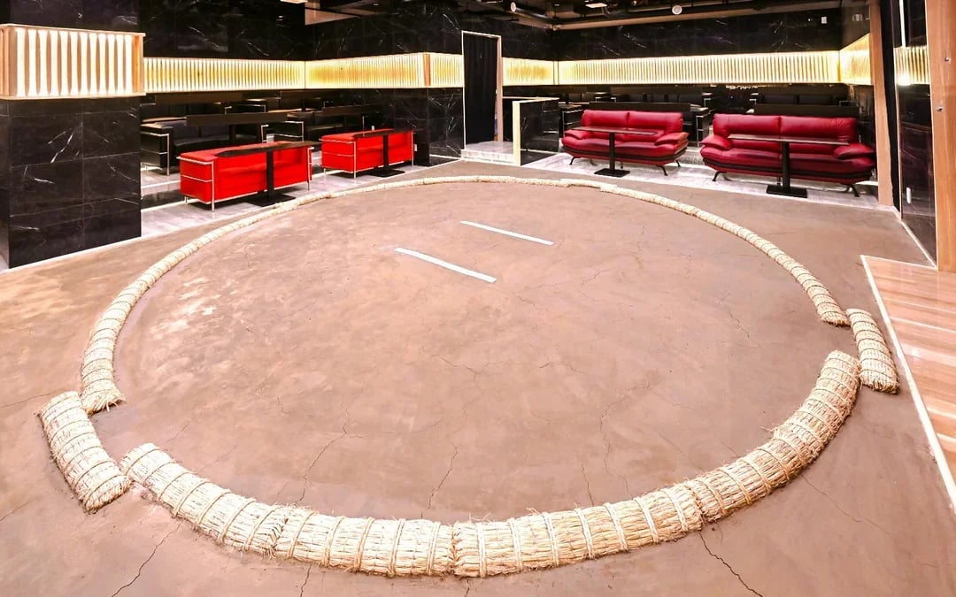 Tokyo: Premium Sumo Show with Wagyu Dinner, Unlimited Drinks & Geisha Dance in Asakusa Image 7
