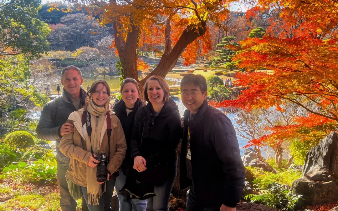 Tokyo Private Guided Walking Tour: Imperial Palace East Gardens and Edo Castle Ruins Image 6