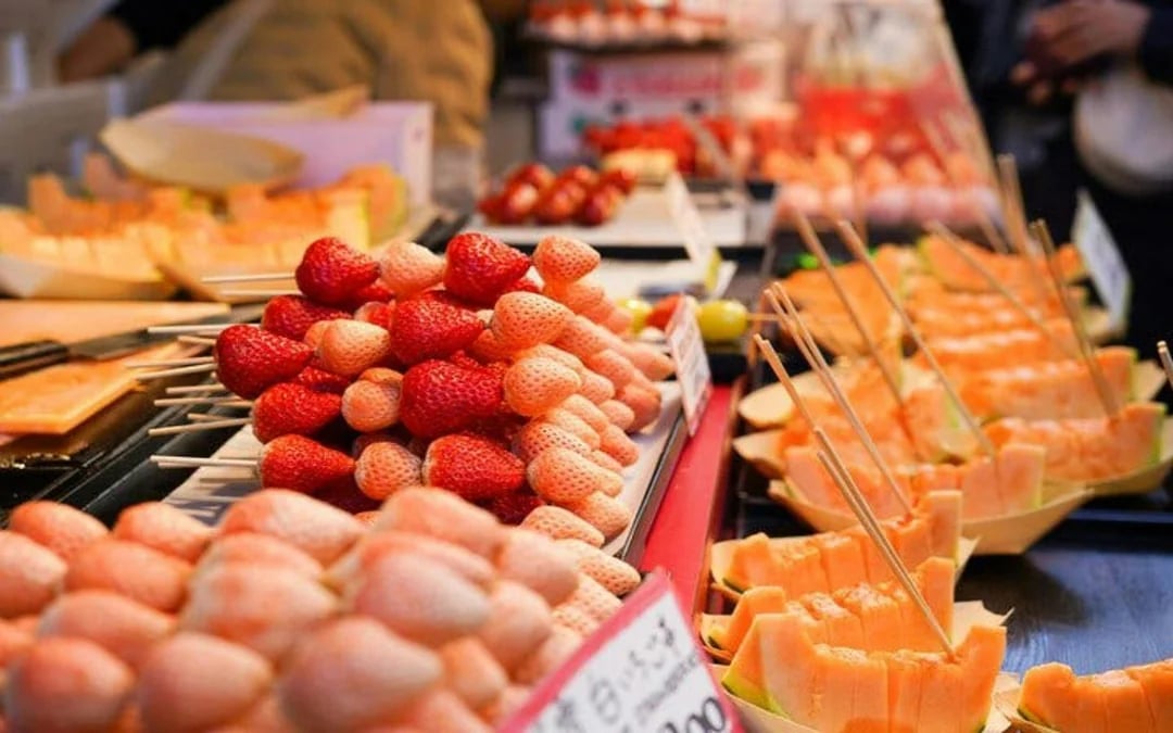 Tokyo’s Must-Sees: 5-hour Tsukiji, Akihabara & Asakusa Tour Image 2