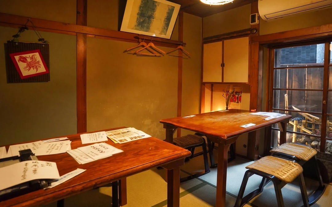 Tokyo Samurai Experience: Guided Kagurazaka Walking Tour, Swordplay Lesson, Kimono Rental, and Traditional Japanese Lunch Image 8