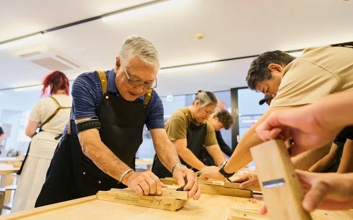 Tokyo Shinjuku Chopstick-Making Workshop with Personalized Kanji Engraving and Wood Selection Image 3