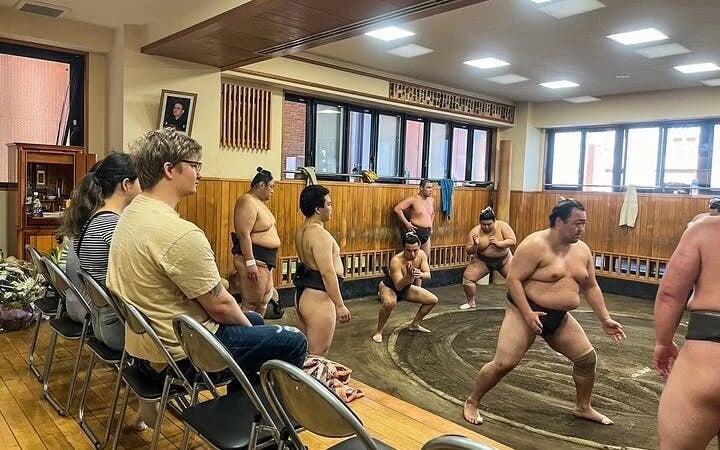 Tokyo Sumo Morning Practice Tour w/ Ring-Side Seat + Photo S Image 6