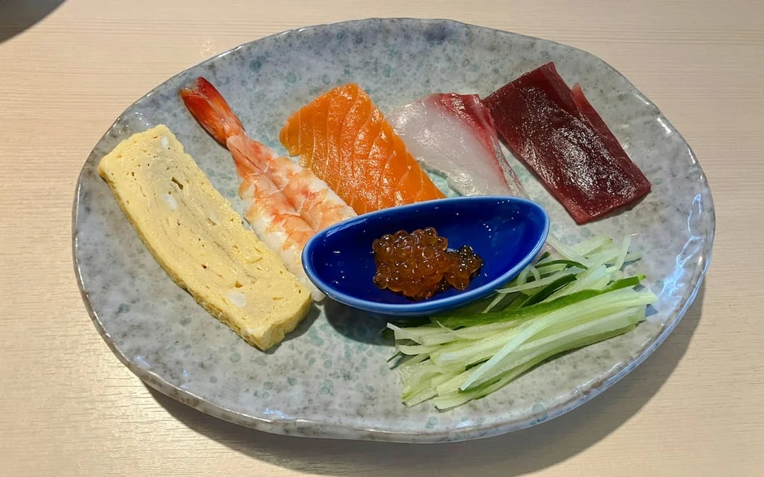 Tokyo Sushi-Making Cooking Class at a Tuna Dealer's Shop in Shibuya Image 2