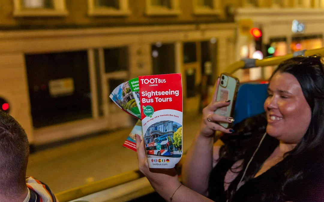 Tootbus: London Night Bus Tour Image 4