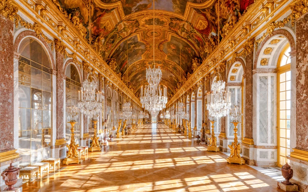 Tootbus: Paris Hop-on Hop-off Bus Tour with Versailles Palace Tickets Image 4