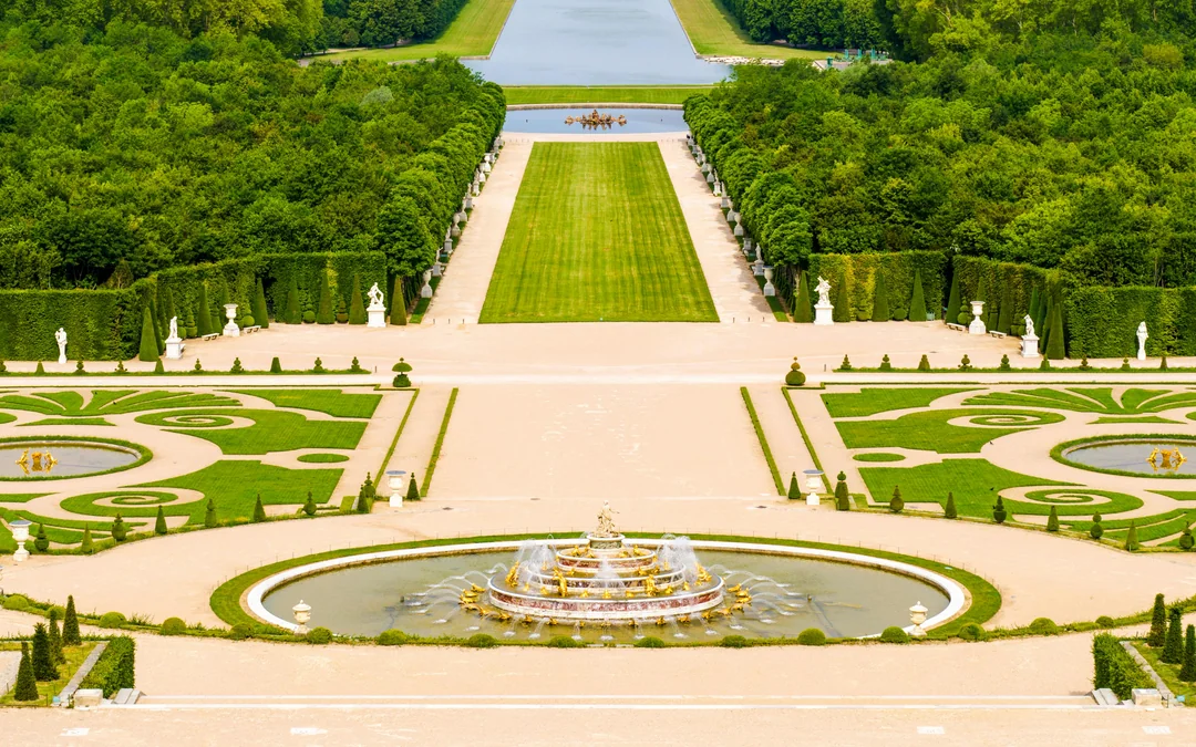 Tootbus: Paris Hop-on Hop-off Bus Tour with Versailles Palace Tickets Image 5