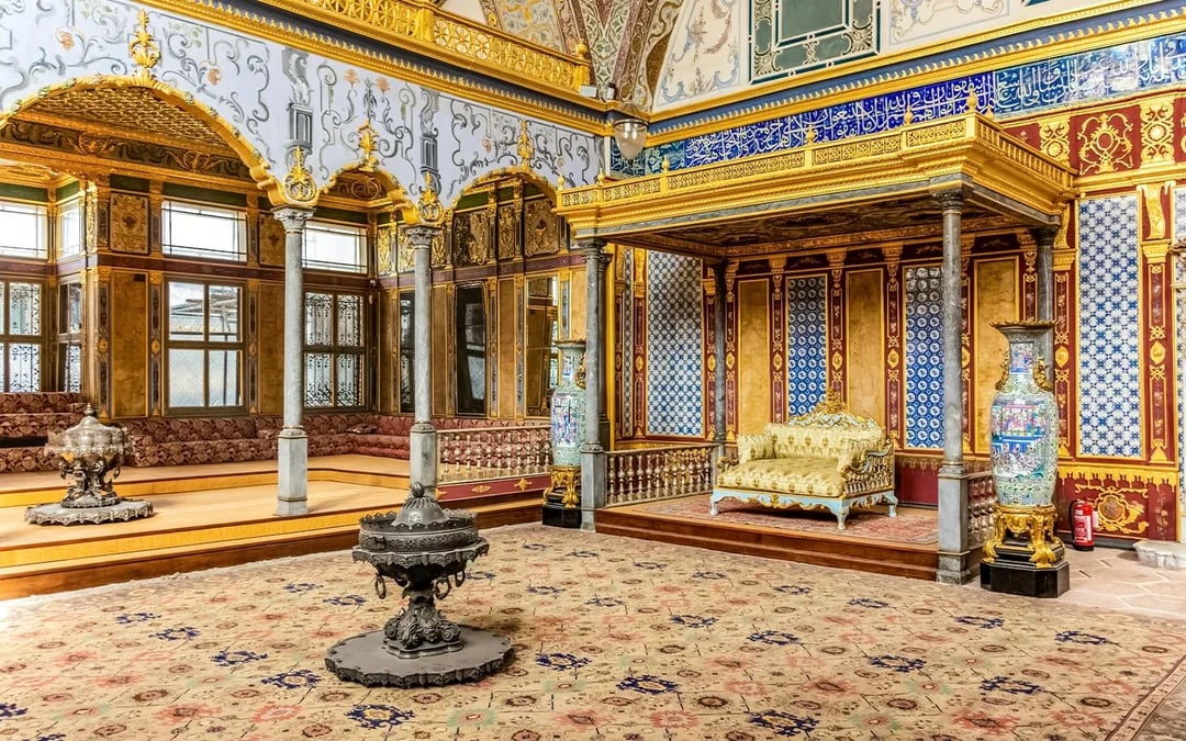 Topkapi Palace & Harem Small-Group Guided Tour with Fast-Track Entry Image 8