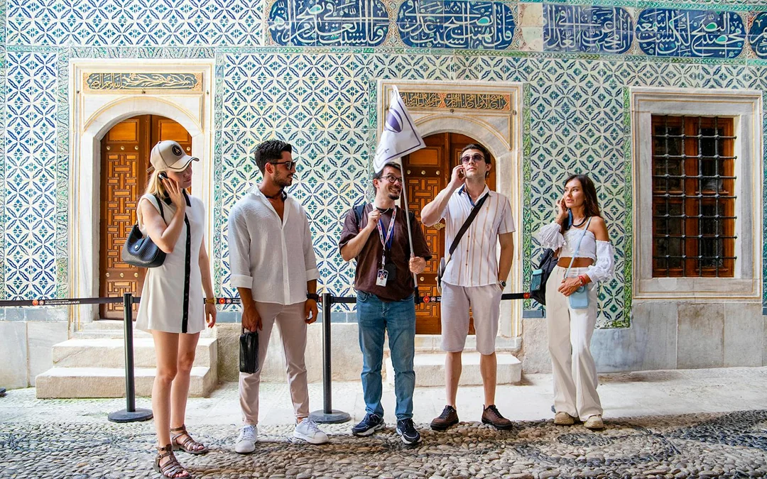 Topkapi Palace Skip-the-Line Tickets with Audio Guide Image 4