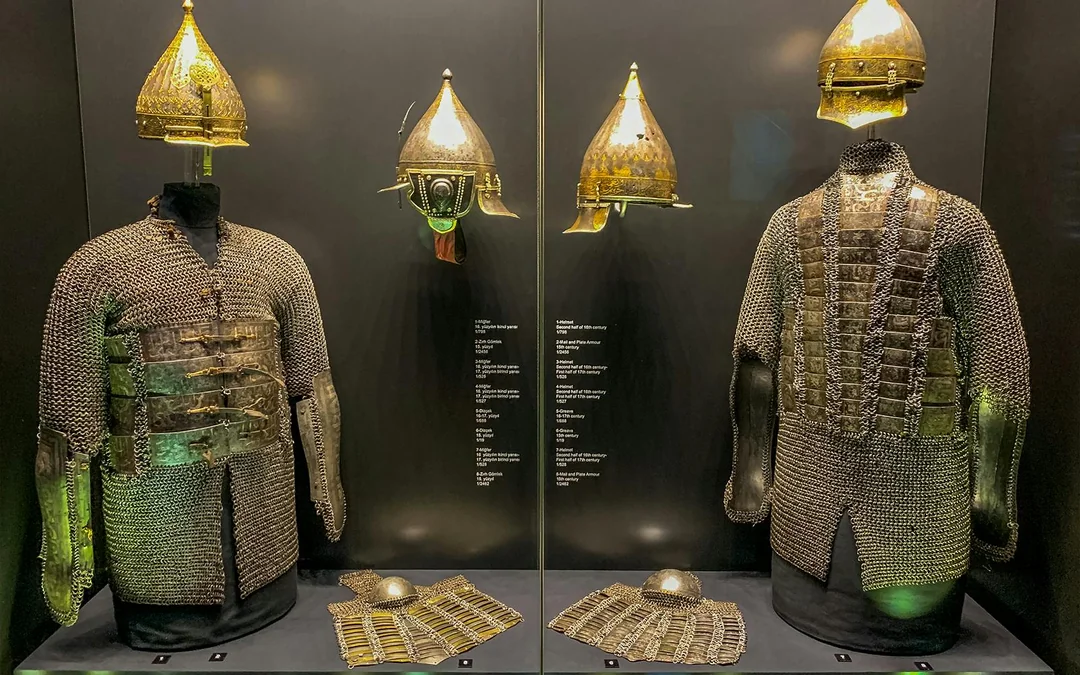 Topkapi Palace Skip-the-Line Tickets with Harem Access & Bosphorus Cruise Image 2