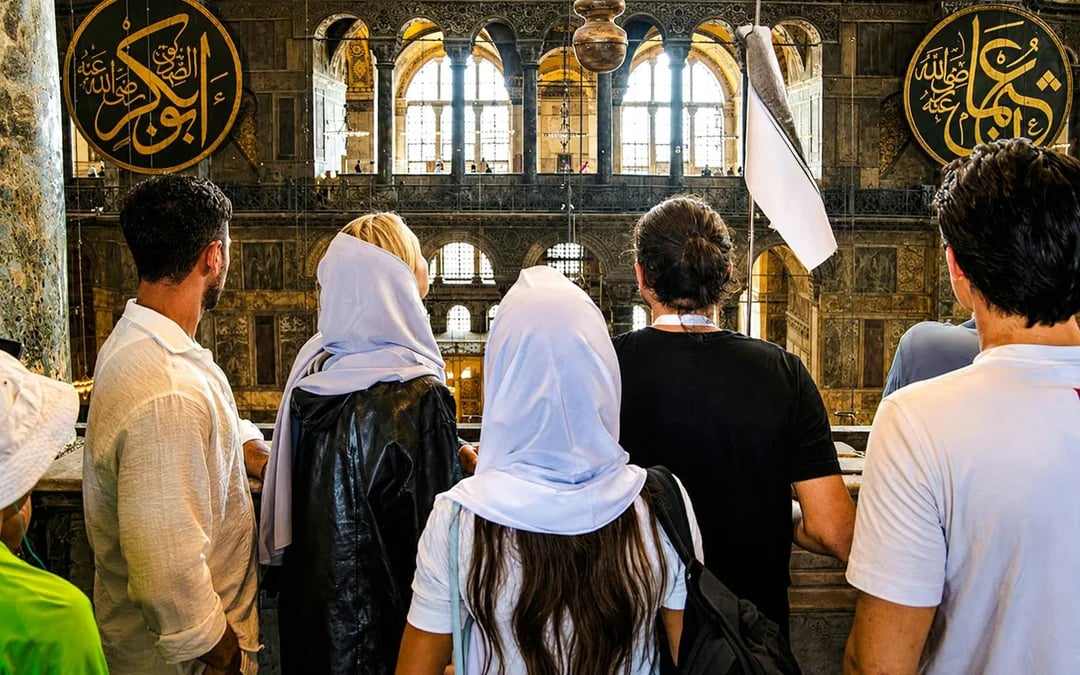 Topkapi Palace with Harem, Hagia Sophia & Blue Mosque Guided Tour Image 5