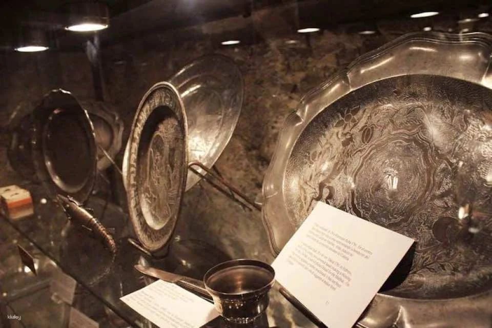 Tour of the Jewish quarter and main synagogue of Barcelona