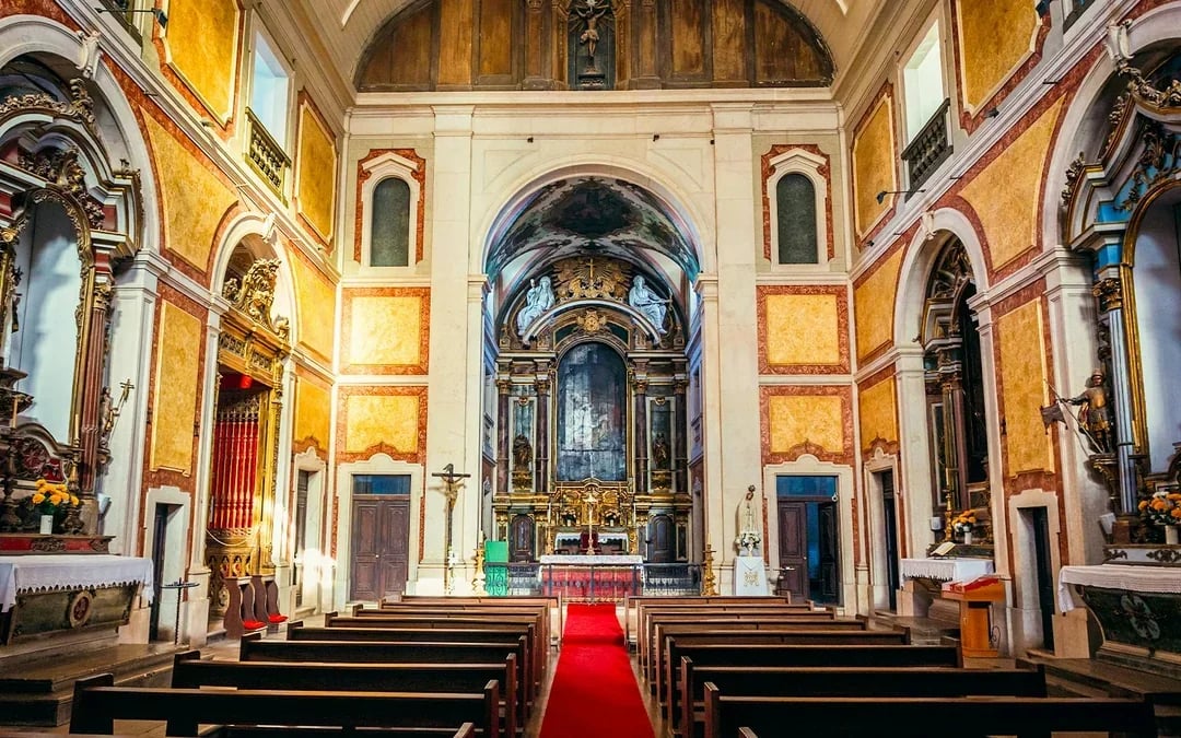Tower of São Jorge Castle Church Tickets + Free Drink Image 3