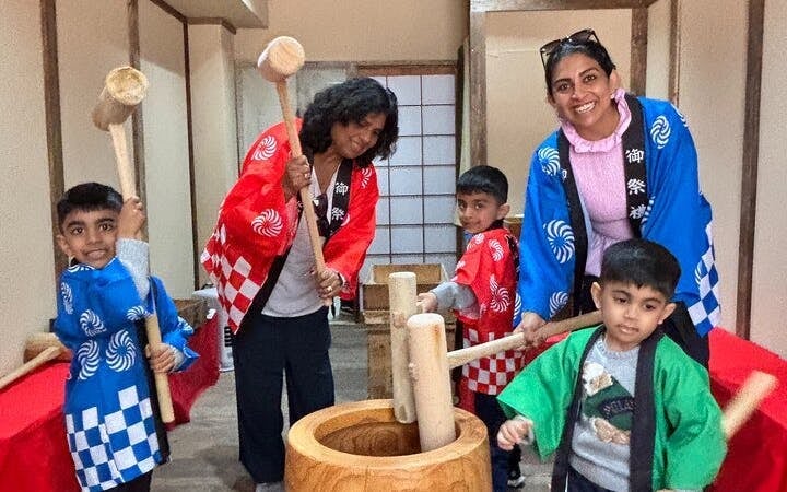 Traditional Mochi Pounding Hands-On Experience with Rice Cake Tasting and Traditional Costume Image 9
