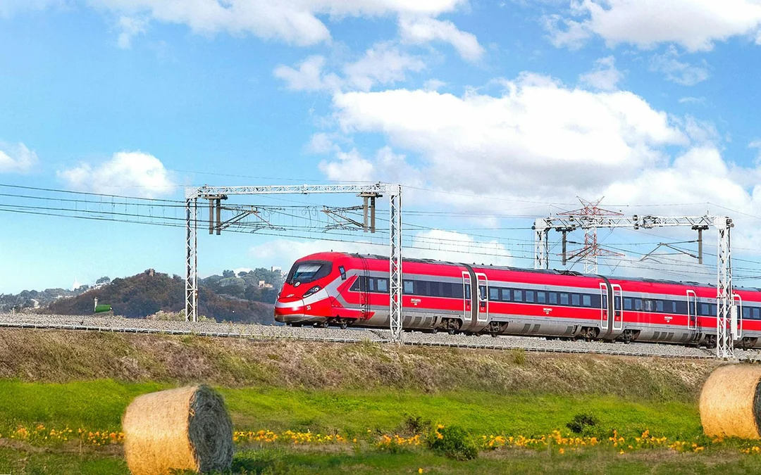 Trenitalia One-Way High-Speed Train Tickets: Rome Termini Station to Firenze Santa Maria Novella Station Image 4