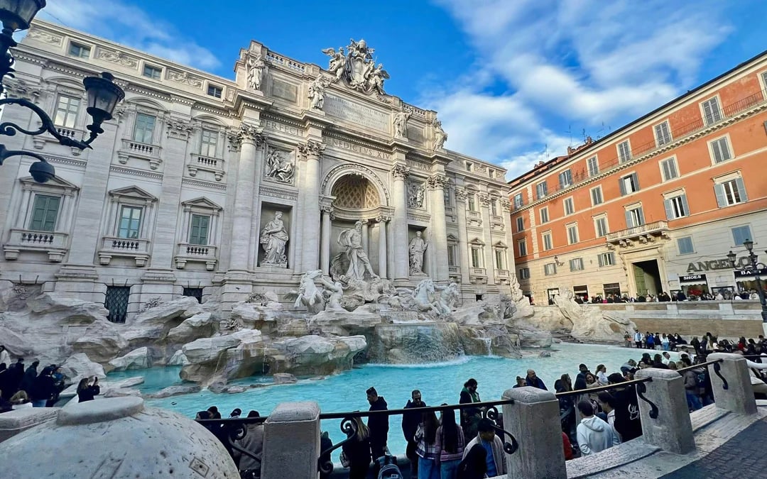 Trevi Fountain + Subterranean Aqueducts Tour Image 8