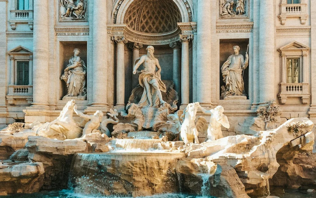 Trevi Fountain Ticket & City Walking Tour Image 2