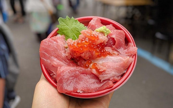 Tsukiji Fish Market Guided Walking Food Tour Image 2