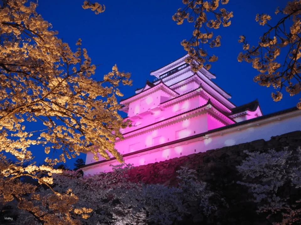 [Instant Booking] Tsuruga Castle Admission Ticket (Castle Tower & Rinkaku Teahouse) in Fukushima | Japan