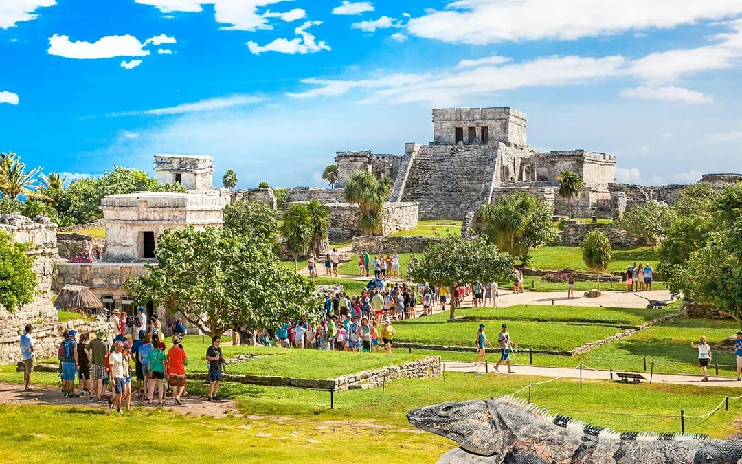 Tulum Archaeological Site Guided Tour Image 4