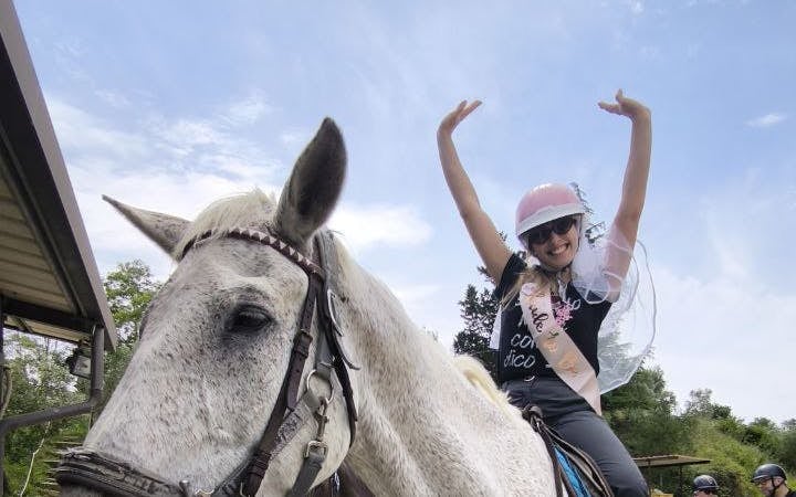 Tuscany Horseback Ride and Winery Tour with Lunch and Wine Tasting in Chianti Countryside Image 10