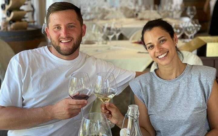 Tuscany Tuk Tuk Wine Tour with Local Guide, Traditional Lunch, and Premium Wine Tasting Image 2