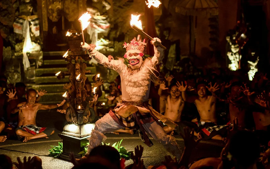 Ubud: Kecak & Fire Dance Show Tickets
Image 2