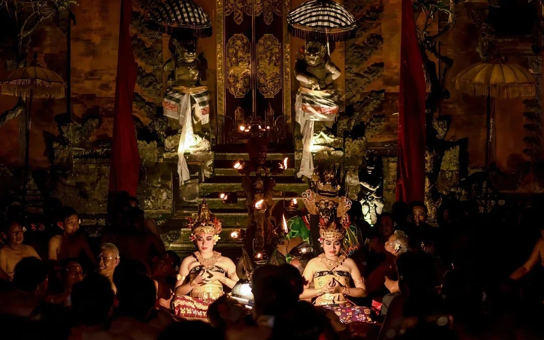 Ubud: Kecak & Fire Dance Show Tickets 
 Image 7
