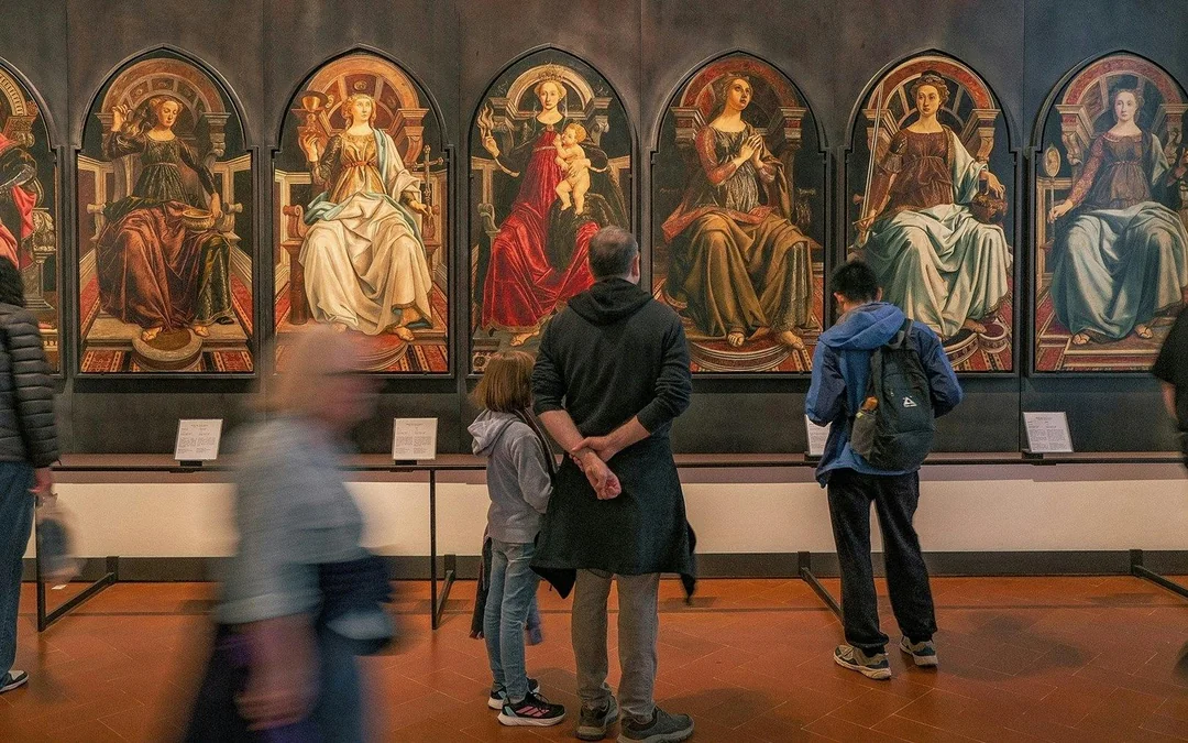 Uffizi Gallery VIP Small-Group Guided Tour Image 5