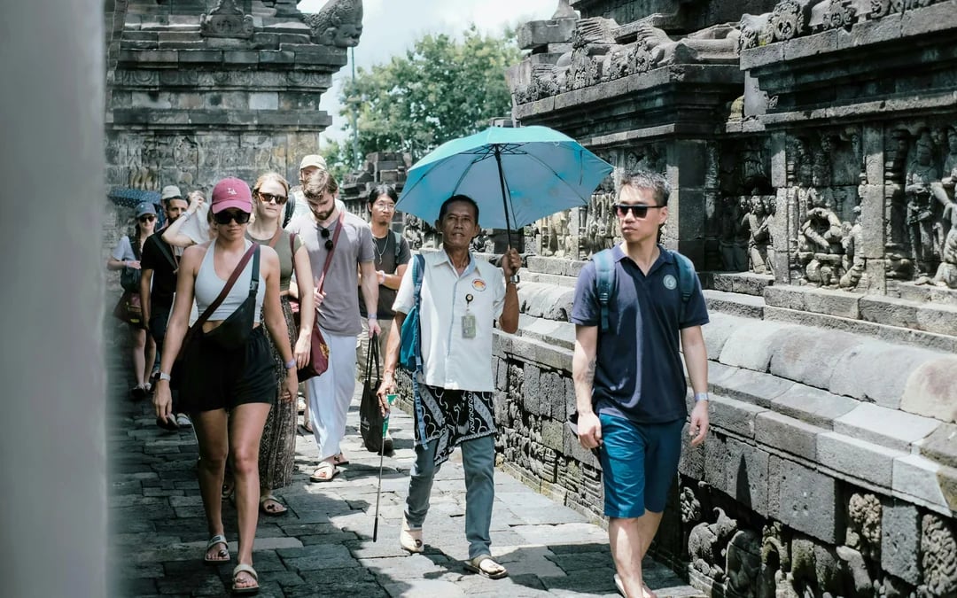 Ultimate Temple Run: Prambanan & Borobudur Tours Image 8