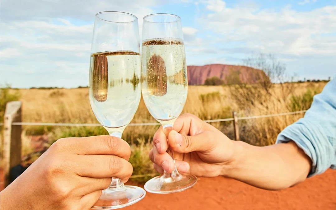 Uluru Sunset & Stargazing Tour with BBQ Dinner Image 2