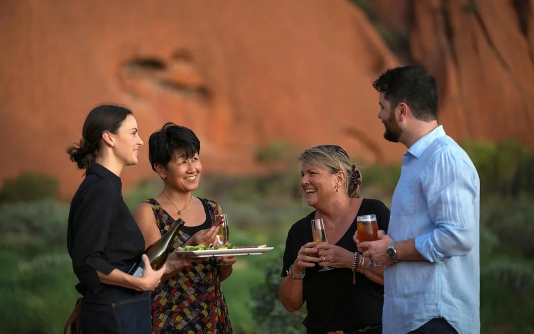Uluru Sunset & Stargazing Tour with BBQ Dinner Image 4