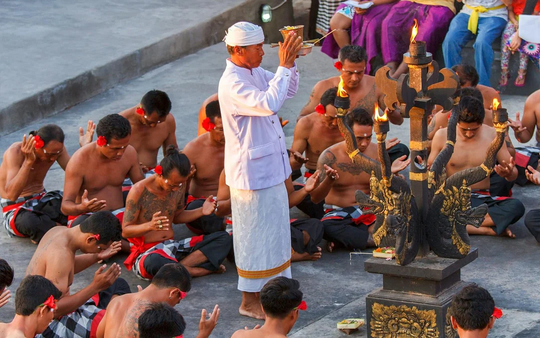 Uluwatu: Kecak & Fire Dance Show Tickets and Tours Image 4
