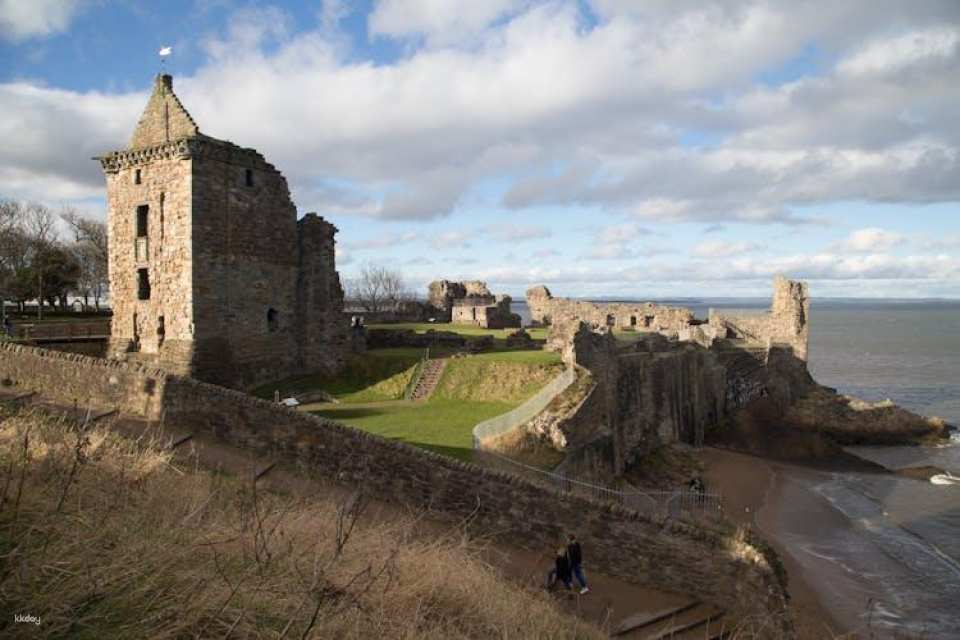 Uncover the stories of St. Andrew's on a self-guided audio tour