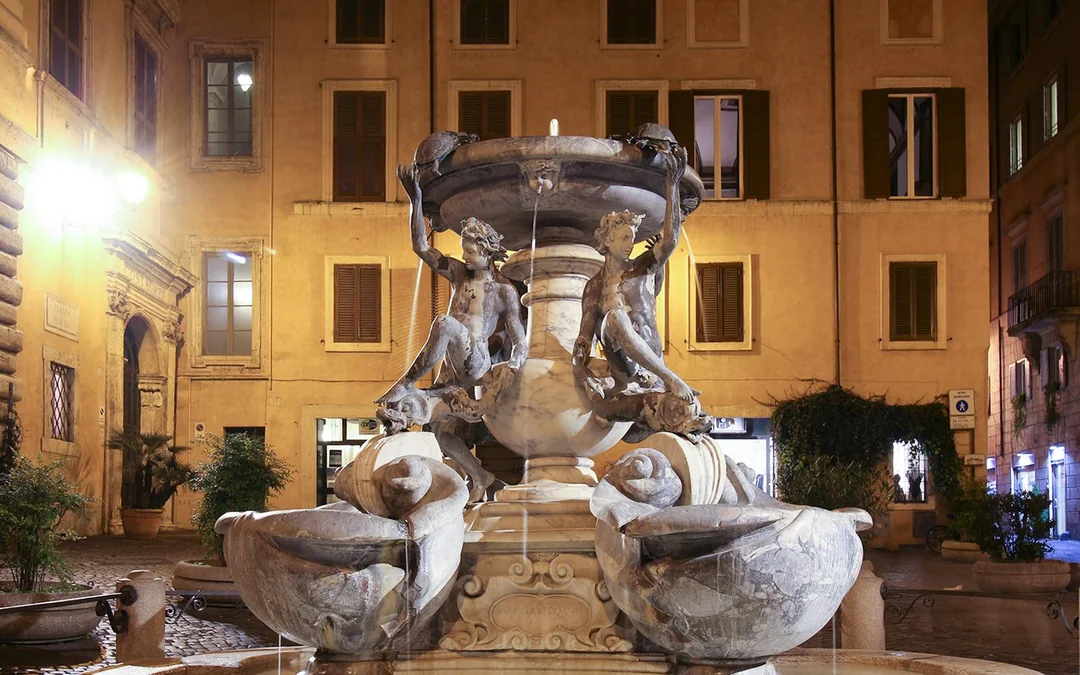 Under the Moonlight Rome Walking Tour with Secret Backstreets Image 2