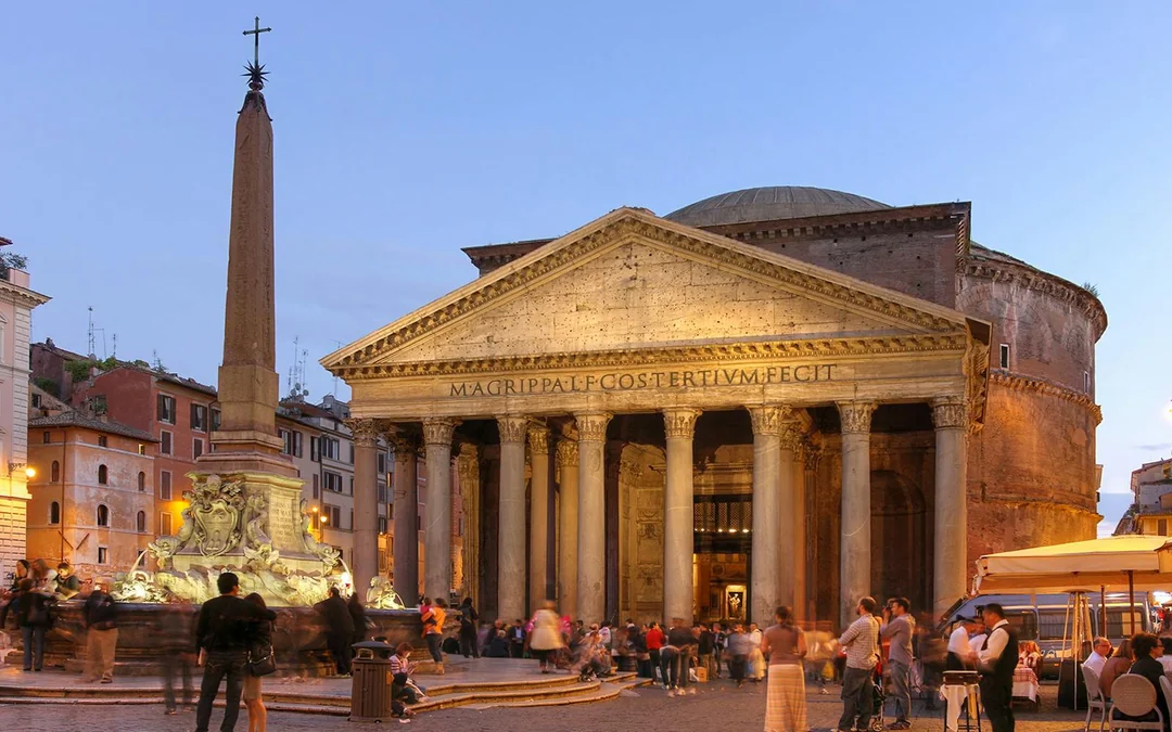 Under the Moonlight Rome Walking Tour with Secret Backstreets Image 3