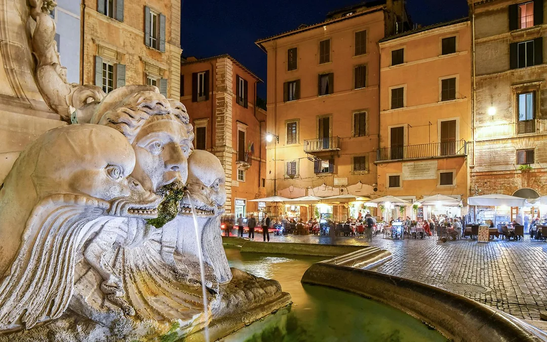 Under the Moonlight Rome Walking Tour with Secret Backstreets Image 4