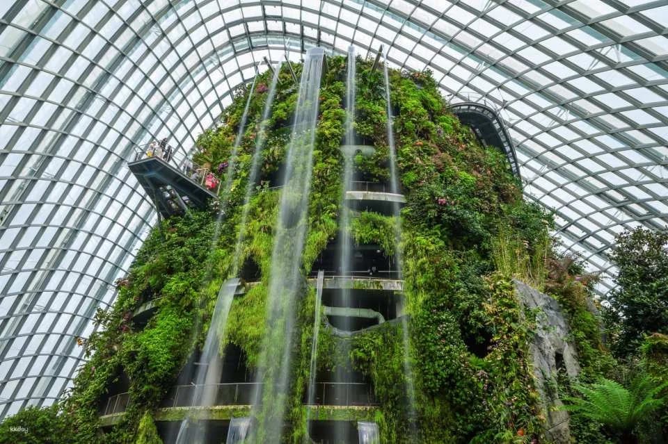 COMBO: Universal Studios Singapore + Gardens by the Bay Ticket