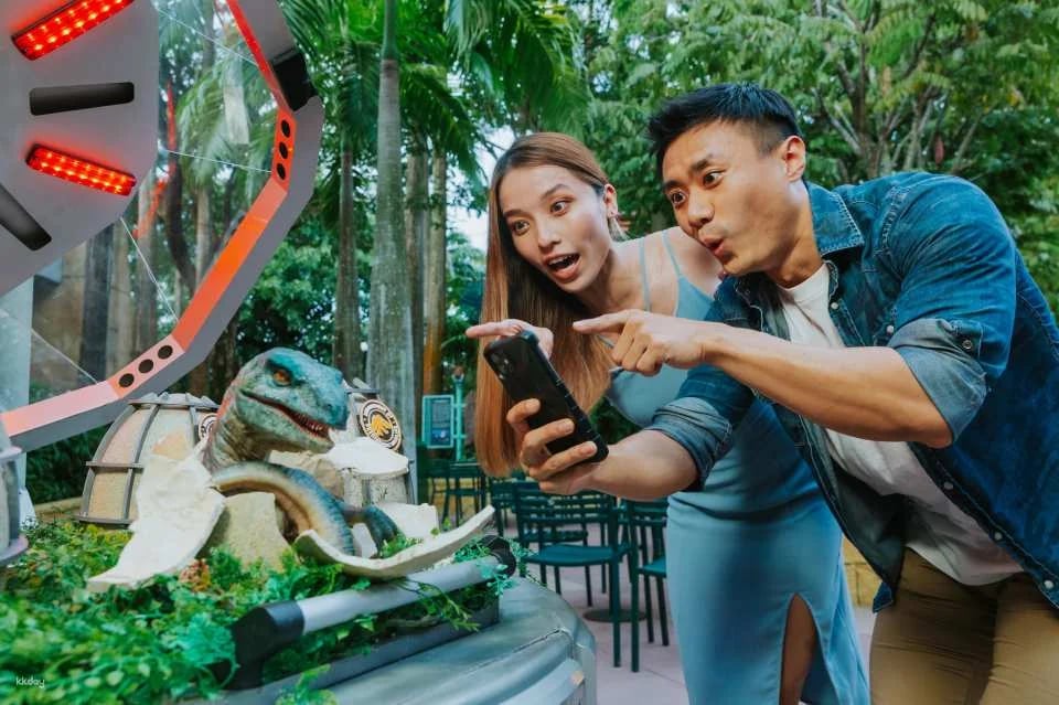 Universal Studios Singapore VIP Tour Experience: Exclusive Access to Attractions, Private Meet-and-Greet Sessions & "Skip The Queue" Universal Express Unlimited